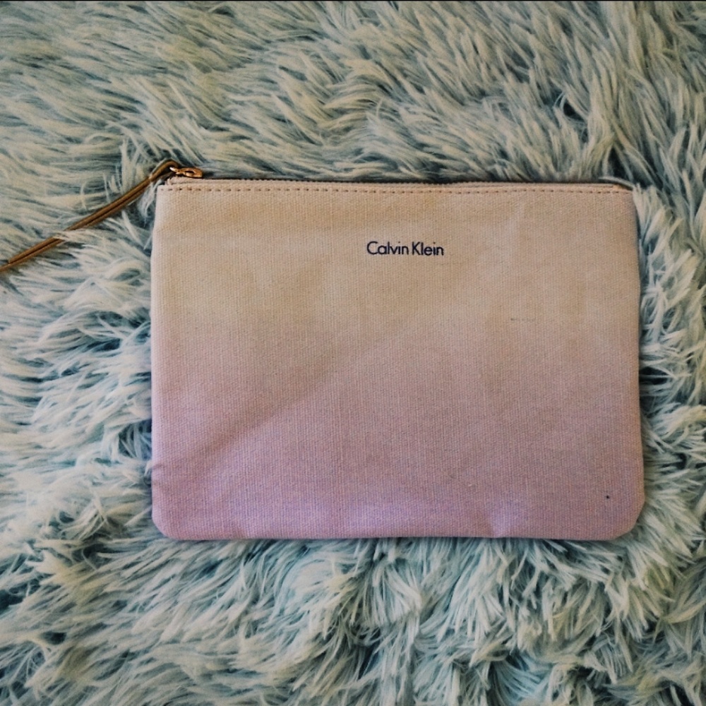 Calvin Klein Make-up bag NWOT